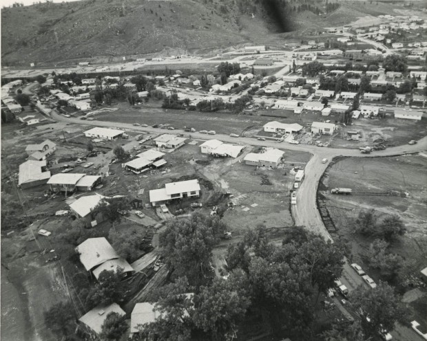 Scene1972flood045.jpg